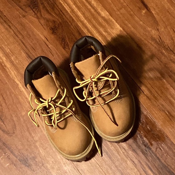 Toddler Boy Size 6 New Timberland Boots with box - Picture 5 of 5